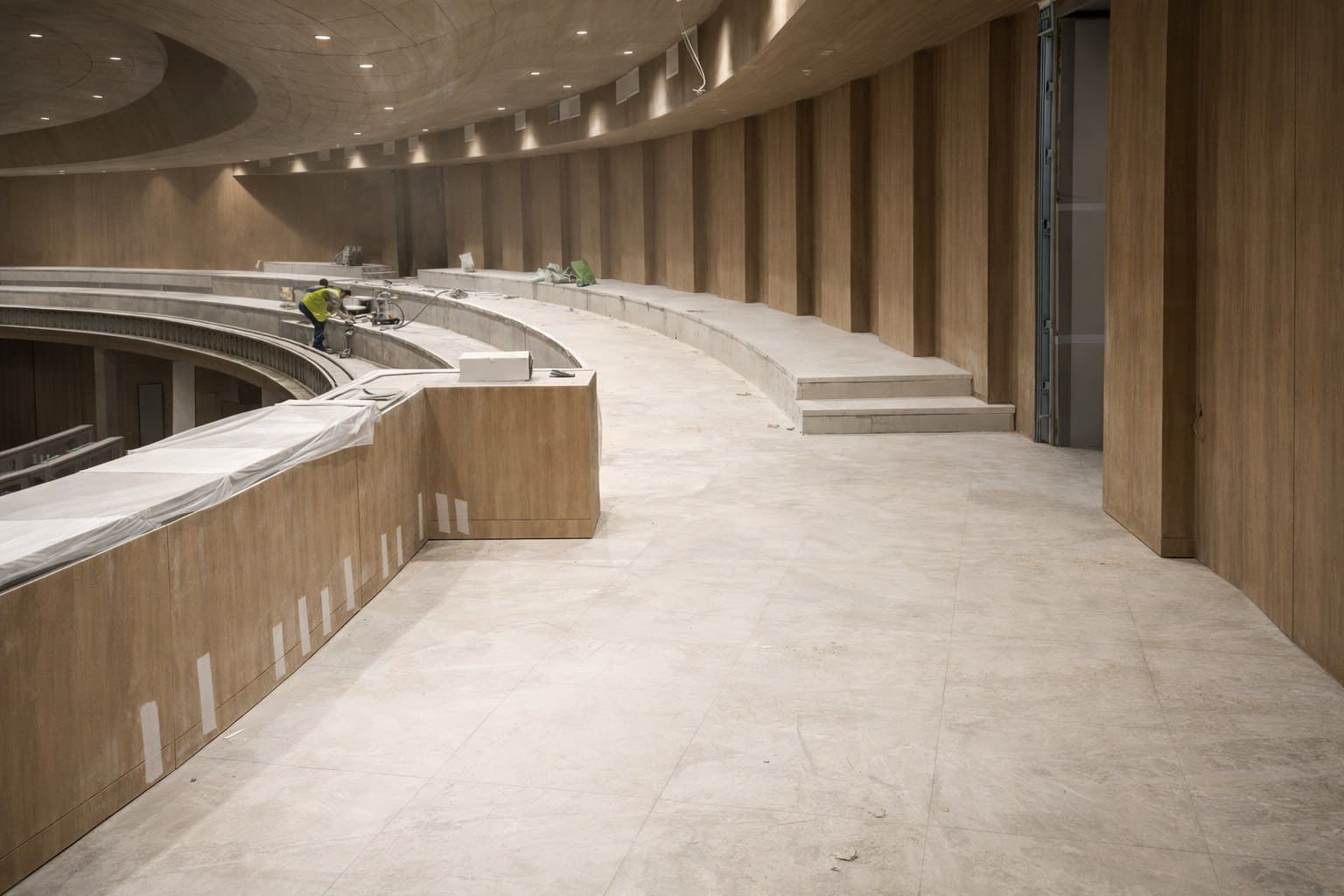 Проектирование и раскладка панелей фальшпола