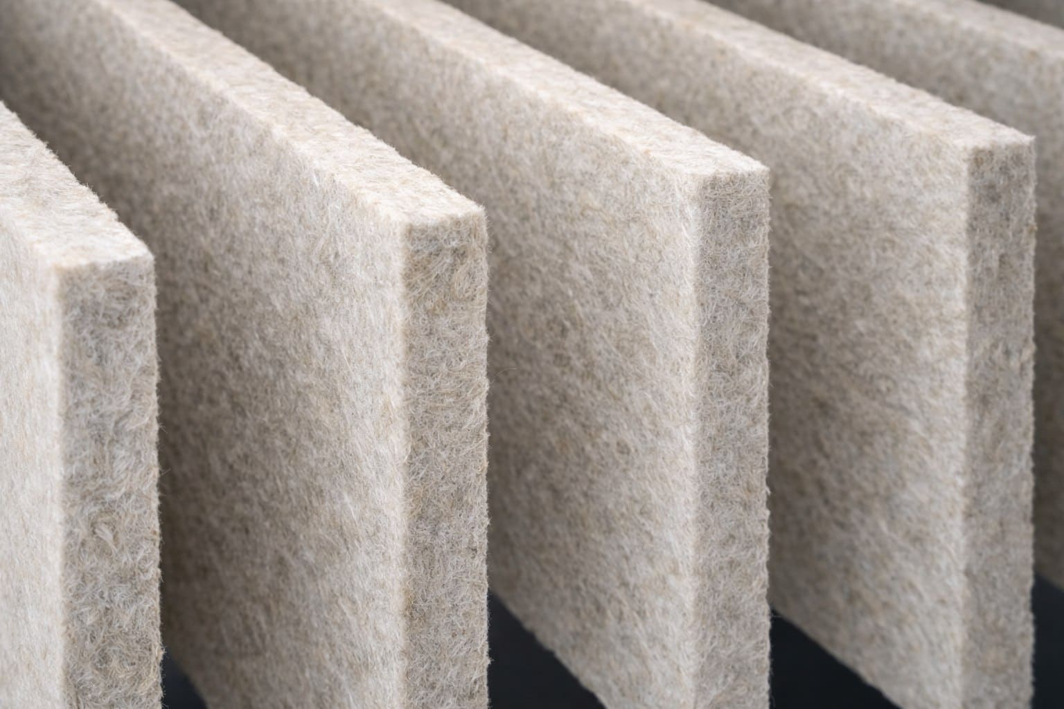 Баффлы — максимум звукопоглощения при минимальной занимаемой площади Баффлы — максимум звукопоглощения при минимальной занимаемой площади